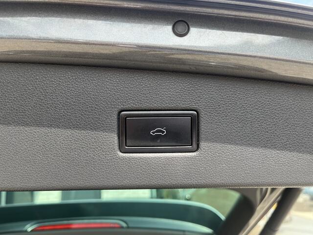 Volkswagen TIGUAN 1.5 TSI R-line | Pano | Cruise