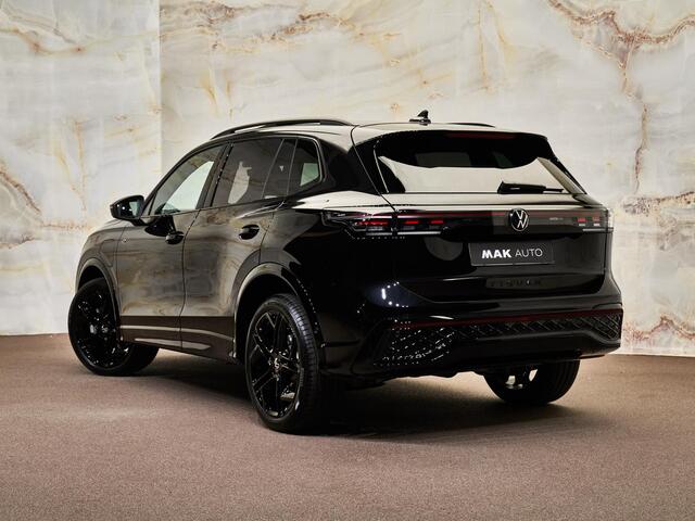Volkswagen TIGUAN 1.5 eHybrid R-Line, 20", pano, massage, ACC, DCC, IQ.Light, Black Style, tr.haak