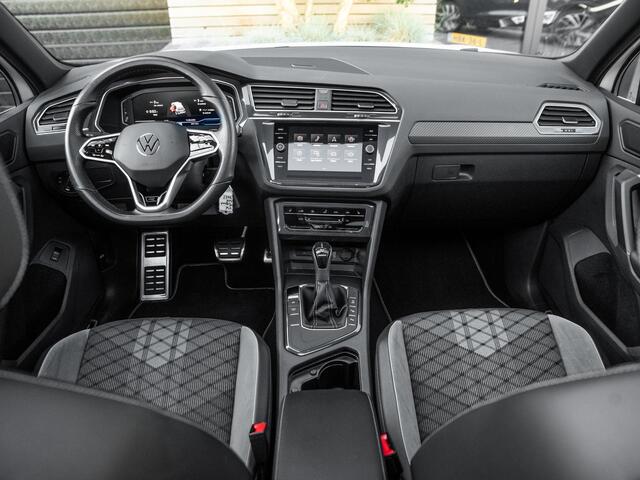 Volkswagen TIGUAN 1.5 TSI R-Line Pano IQ ACC 20'