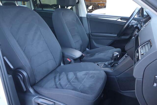 Volkswagen TIGUAN 1.5 TSI ACT Highline Business R Panoramadak I Camera I Apple