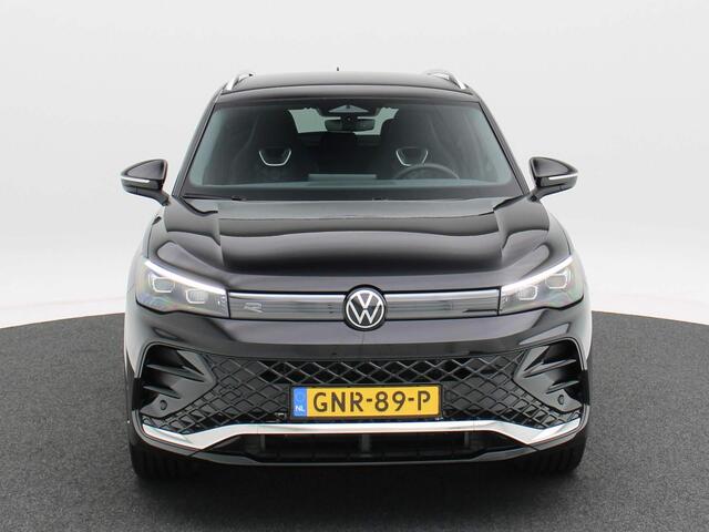 Volkswagen TIGUAN 1.5 eHybrid 272 Pk Automaat R-Line Business | LED | Camera | Climate Control | Carplay | Adaptive Cruise | privacy Glass | 20 Inch | 6.992 Km!!