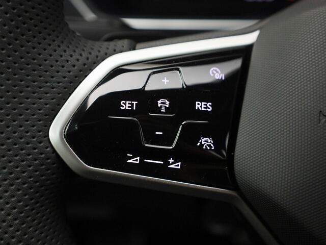 Volkswagen TIGUAN 1.5TSI/150PK R-Line DSG · Trekhaak · Navigatie · Camera + Parkeersensoren