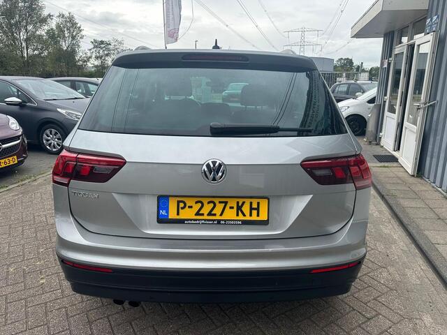 Volkswagen TIGUAN 1.5 TSI ACT Comfortline Business