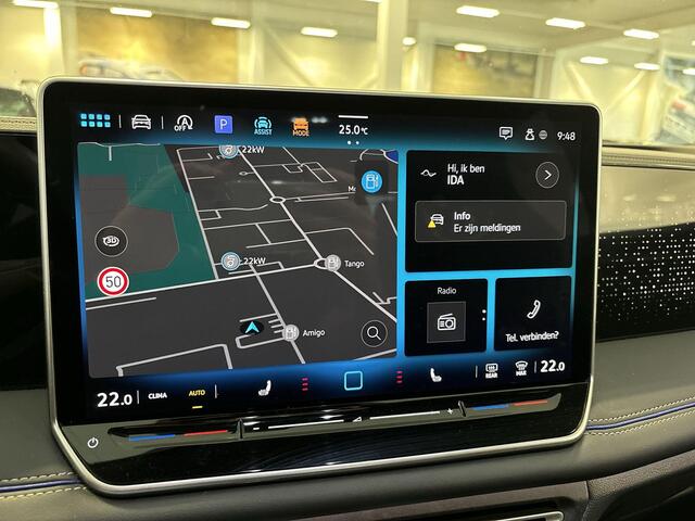 Volkswagen TIGUAN 1.5 eTSI 150pk DSG R-Line Business · Apple/Android Car Play · Camera · Elek. Trekhaak · Massage · Navigatie · 20'' Inch · Garantie t/m 27-02-2028 of 100.000km