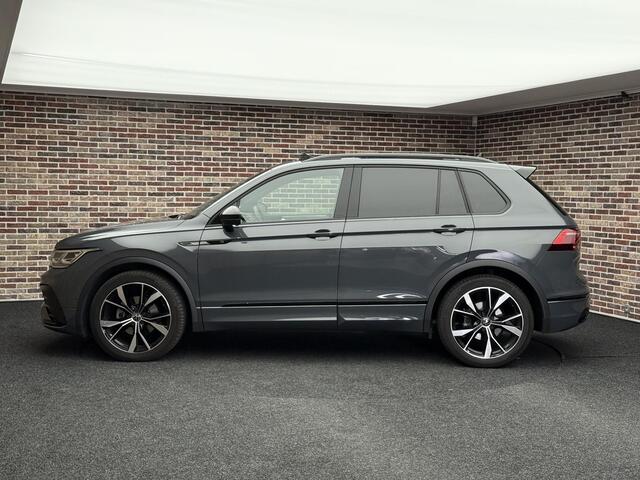 Volkswagen TIGUAN 1.5 TSI R-Line DAK SFEER TREKHAAK KEYLESS CAMERA