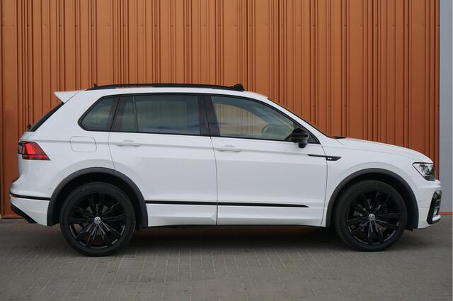 Volkswagen TIGUAN 2.0 TSI 4MOTION R-LINE Panodak ACC Trekhaak Camera Suzuka Lane