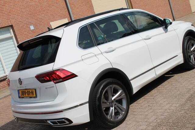 Volkswagen TIGUAN 1.4 TSI eHybrid R-Line Business+ | Pano | Trekhaak | Carplay