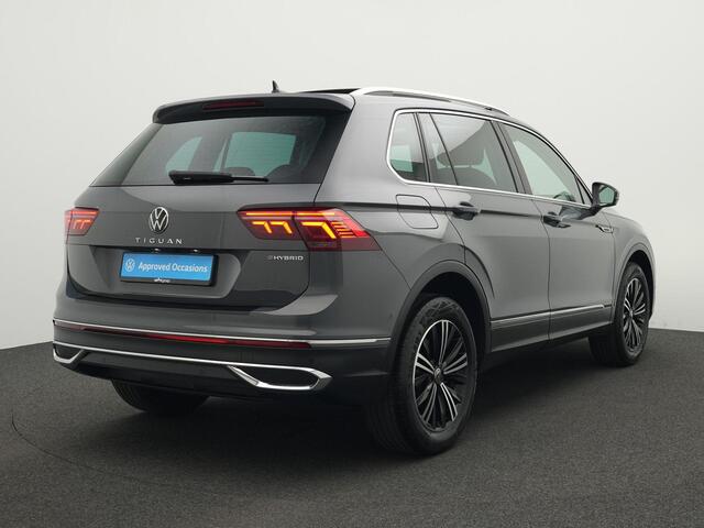 Volkswagen TIGUAN 1.4 TSI 150 pk DSG eHybrid Elegance | Panoramadak | IQ.Light | Standkachel | Achteruitrijcamera | Park Assist | Keyless | 18 inch