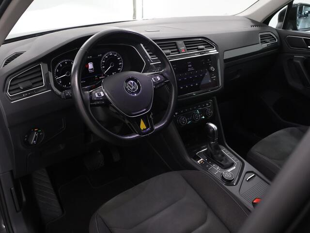Volkswagen TIGUAN 1.4 TSI 4Motion Highline R | Panoramadak | R-Line | Navigatie | Carplay | Stoelverwarming | DAB |