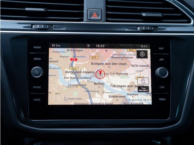 Volkswagen TIGUAN 1.4 TSI 4Motion Highline | Panodak | Camera | Keyless | LED | Elk. A-klep | Prijs Rijklaar!!