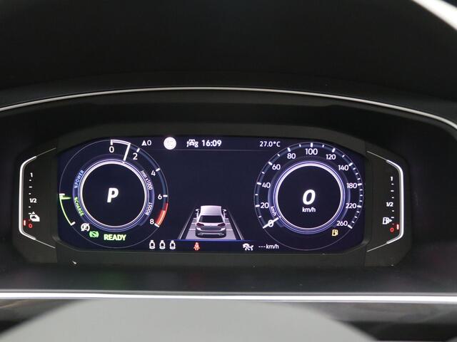 Volkswagen TIGUAN 1.5 TSI Elegance 245PK DSG Pano-Schuifdak, Matrix Led, Adaptive Cruise Control, Achteruitrijcamera, Keyless, Side Assist, Elek. Bedienbare Achterklep, 18" LM Velgen