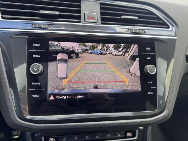 Volkswagen TIGUAN 1.4 TSI ACT Business R-Line | Panoramadak | Trekhaak |