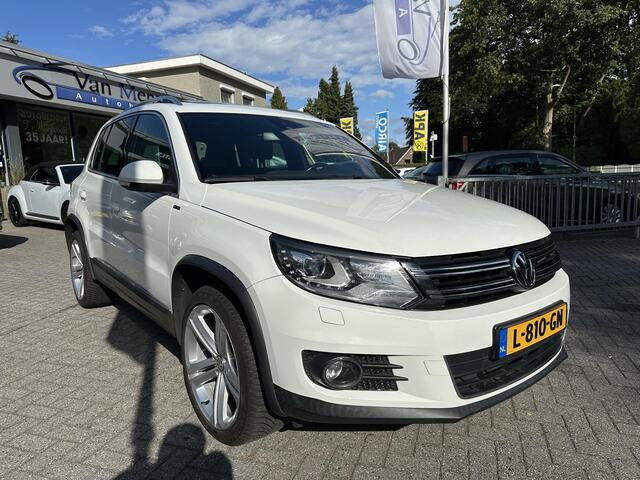 Volkswagen TIGUAN 1.4 TSI 150PK DSG Lounge Panorama|Navi|Xenon