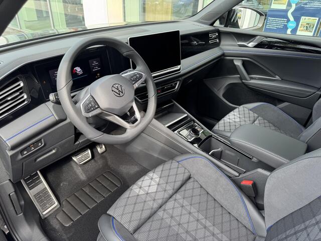 Volkswagen TIGUAN 1.5 eHybrid R-Line Edition 204 PK | Trekhaak | Panoramadak | Adaptieve Cruise Control | Stoel & Stuur Verwarming |