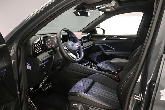 Volkswagen TIGUAN R-Line Business 1.5 TSI eHybrid 204pk DSG Automaat Trekhaak, Black Style, Panoramadak, Adaptive cruise control, LED matrix koplampen, 360 camera