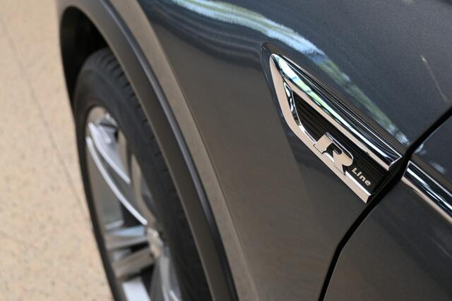 Volkswagen TIGUAN 1.4 TSI 150pk Highline Business R | Panoramadak | Elek. klep | Camera | R-Line | 100% (Dealer) onderhouden label