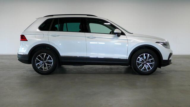 Volkswagen TIGUAN 1.5 TSI Life | Ergo seats | Trekhaak | 1e eigenaar