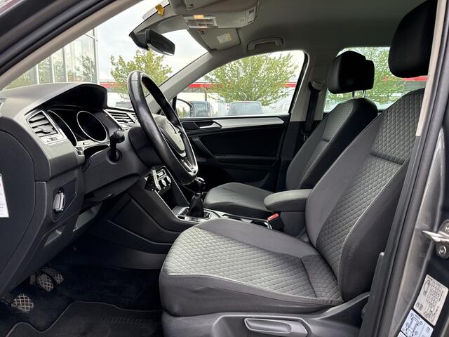 Volkswagen TIGUAN 1.4 TSI ACT Comfortline Business | NL- auto | ACC | Clima | Carplay | Navi