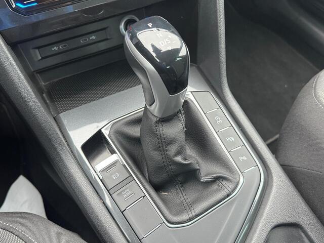 Volkswagen TIGUAN 1.5 TSI Life Business DSG Automaat | Navi |