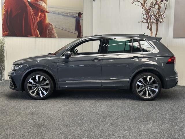 Volkswagen TIGUAN 1.5 eHybrid R-Line VOL !! NIEUWSTAAT !!! PANORAMADAK 360 CAMERA NAVIGATIE ADAPTIVE CRUISE CONTROL CLIMATE CONTROL APPLE CARPLAY/ANDROID RIJSTROOKSENSOREN DODEHOEKSENSOREN PDC ZEER MOOI !! 3010