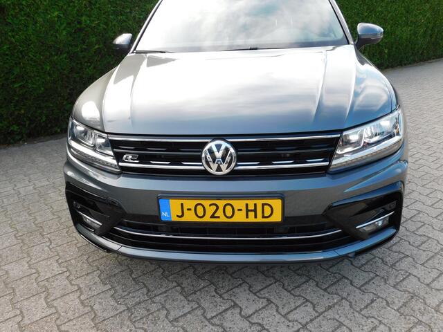 Volkswagen TIGUAN 1.5 TSI/DSG Highline R-line, Camera, Panoramdak, Trekhaak