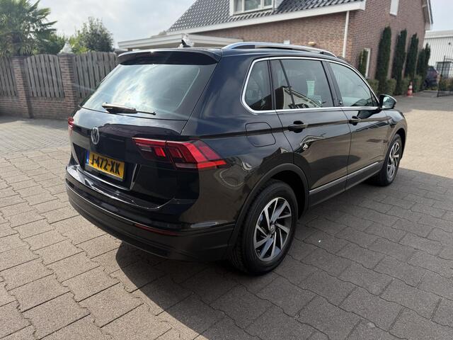 Volkswagen TIGUAN 1.4 TSI ACT Comfortline Business R