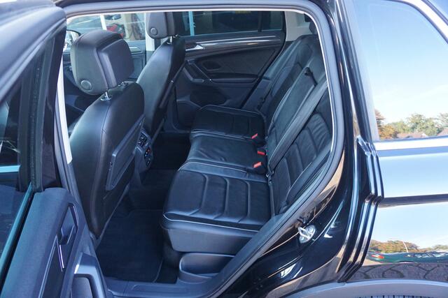 Volkswagen TIGUAN 1.4 TSI DSG ACT R-Line Trekhaak | Camera | Leder * All in prijs *