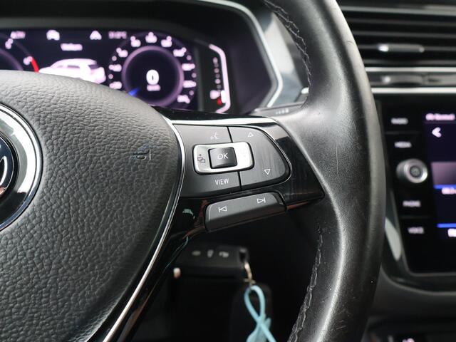 Volkswagen TIGUAN 1.5 TSI Comfortline Business | 130 PK | LED verlichting | Elek. achterklep | Adaptive cruise control | R-Line |