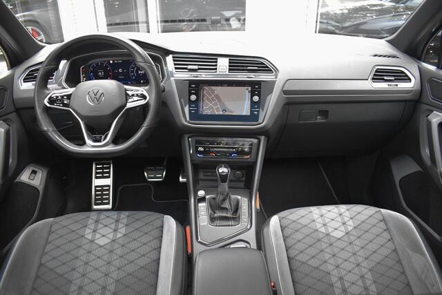 Volkswagen TIGUAN 1.5 TSI R-Line Business+ Pano Trekhaak IQ Light