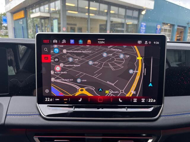 Volkswagen TIGUAN 2.0 TDI R-LINE AUTOMAAT 150PK AIRCO NAVI BIGSCREEN PDC-CAMERA CRUISE.