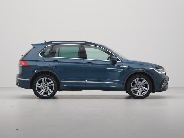 Volkswagen TIGUAN 1.5 TSI 150pk DSG R-Line Navigatie Wegkl. trekhaak Acc Elek. kofferklep 276