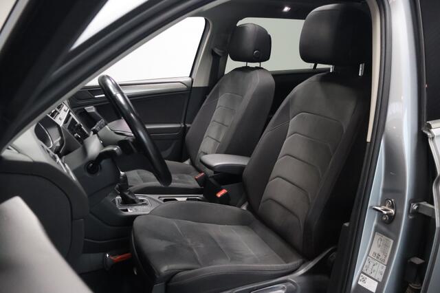 Volkswagen TIGUAN 1.5 TSI Business | Automaat | 7-persoons | Trekhaak | Panoramada
