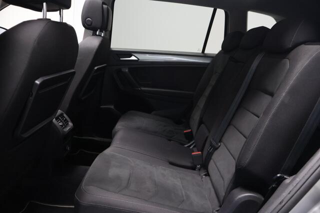 Volkswagen TIGUAN 1.5 TSI Business | Automaat | 7-persoons | Trekhaak | Panoramada