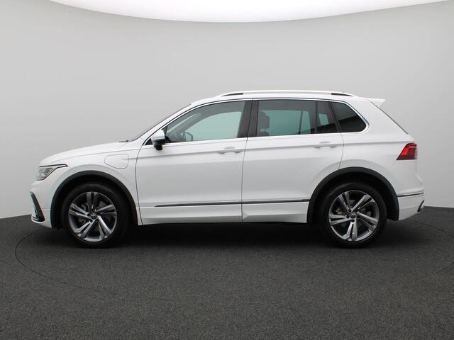 Volkswagen TIGUAN 1.4 TSI eHybrid R-Line Business+ 245PK DSG Trekhaak, Achteruitrijcamera, Keyless, Navi, Clima, Elektr. Achterklep, 19" LM Velgen, Adaptieve Cruise Control