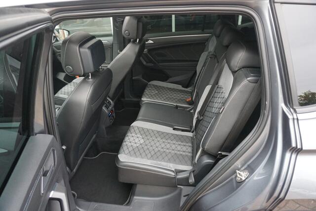 Volkswagen TIGUAN Allspace 1.5 TSI DSG R-Line Business+ 7p. Trekhaak | Pano | Camera | ACC * All in prijs *