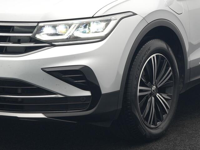 Volkswagen TIGUAN 1.4 TSI eHybrid Elegance Plug In Hybrid 245pk Dealer O.H PHEV | Adaptive Cruise | Head Up | IQ Light | 360 Camera | Alcantara Sportstoelen Massage & Verwarmd | Sfeerverlichting | Keyless | Stuur Verwarmd | Apple Carplay | Navigatie | DAB |
