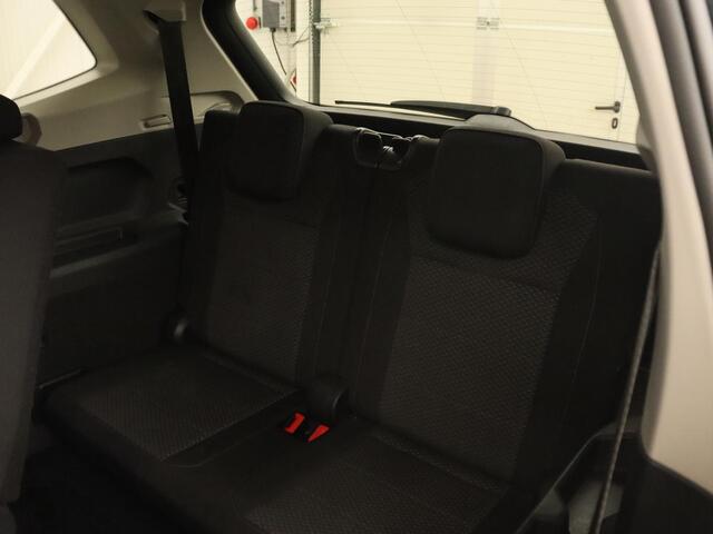 Volkswagen TIGUAN Allspace 1.5 TSI Comfortline 7-persoons | 1e eigenaar | Trekhaak | Adaptive cruise | Keyless | Carplay | Navigatie | Climate control | DAB | Parkeerhulp | Bluetooth