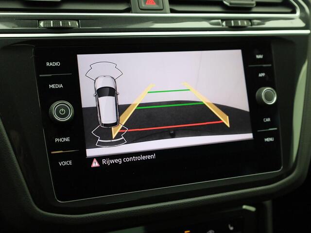 Volkswagen TIGUAN 1.5TSI/150PK Life Active · Camera · Navigatie · Trekhaak · Stoel-& stuurverwarming · Garantie tot mei 2026 of 100000km