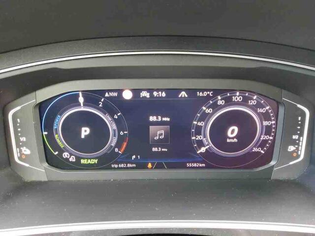 Volkswagen TIGUAN 1.4 TSI eHybrid 245pk PHEV R-Line Business / Trekhaak-1800kg / Navi / Adaptive Cruise / Wordt Verwacht