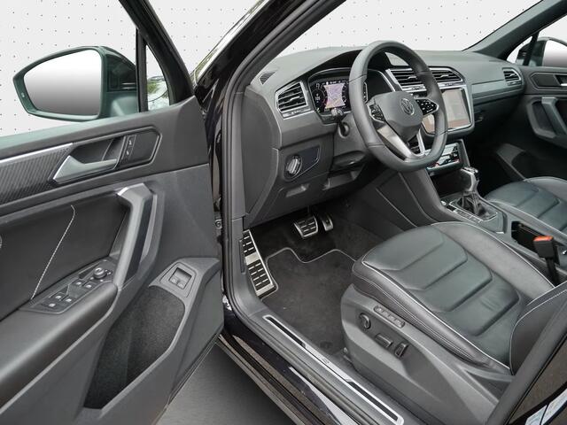 Volkswagen TIGUAN 1.4 TSI eHybrid R-Line ** IQ LIGHT, VIRTUAL, LEDER, TREKH, 20-inch LMV, ACC, WINTER ** 1e EIG - Slechts 64.250km. ** ** INFORMEER OOK NAAR ONZE AANTREKKELIJKE FINANCIAL-LEASE TARIEVEN **