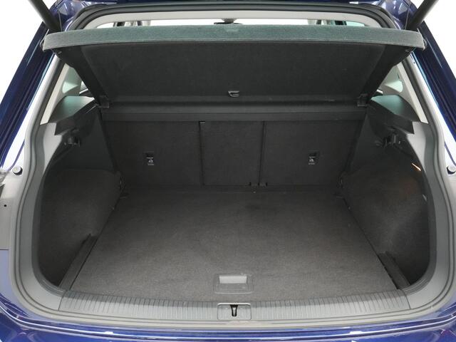 Volkswagen TIGUAN 1.5 TSI ACT 150pk DSG Highline Navigatie Acc Pdc Led El. klep 26