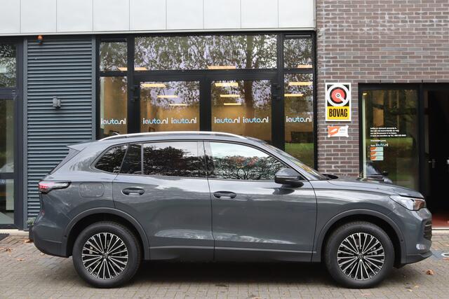 Volkswagen TIGUAN 1.5 eHybrid 204pk Edition IQ.Light/Keyless/Camera/ACC/DCC/Elek. klep/Dodehoek/trekhaak wegkl.