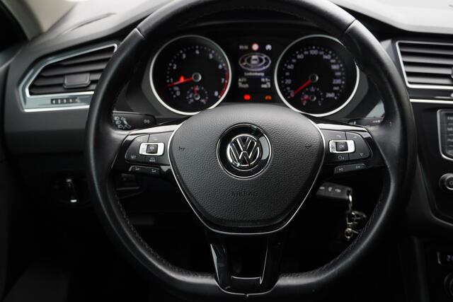 Volkswagen TIGUAN 1.4 TSI Connected Series Navi Carplay Adaptieve Cruise