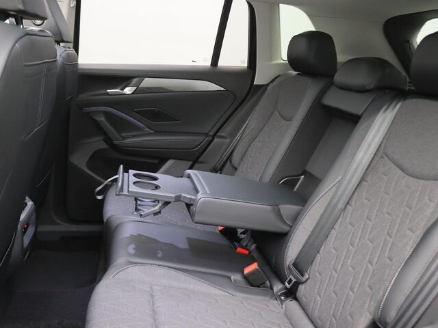 Volkswagen TIGUAN 1.5 eHybrid Life Edition 204PK DSG Pano-Schuifdak, Trekhaak, 19" LM Velgen, Adaptieve Cruise Controle, Achteruitrijcamera, Side Assist, Navi via Apple Carplay/Android Auto, Keyless, Stoel-Stuurverwarming, Elektr. Achterklep