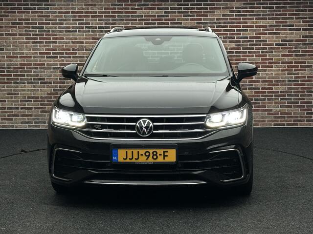 Volkswagen TIGUAN 1.5 TSI R-Line Panorama Facelift 360 Camera IQ