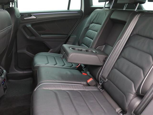 Volkswagen TIGUAN 1.4 TSI eHybrid R-Line Business+ 245PK DSG SOH 88%, Volleder, Memorystoel, Trekhaak, Stoel-Stuurverwarming, Achteruitrijcamera,