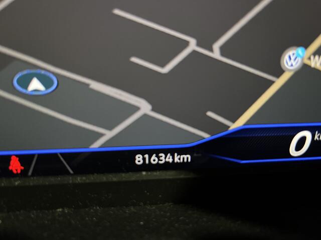 Volkswagen TIGUAN 2.0 TSI 4Motion R-Line / AUTOMAAT/ PANO/ 7-PERSOONS/ 2X R-LINE/ FULL-LED/ HEAD-UP/ APP-CONNECT/ TREKHAAK/ NAVI/ 20'' LMV/ 190 PK/ STOEL-STUURVERWARM.