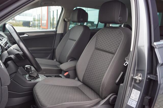 Volkswagen TIGUAN 1.5 TSI DSG R-line 150pk / Navi / Camera / Trekhaak wegkl.b./ Park-assist / ACC