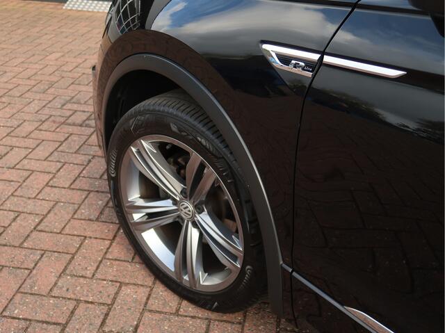 Volkswagen TIGUAN 1.4 TSI 4Motion Highline R-Line | Leder | 360 Camera | Dynaudio | Trekhaak