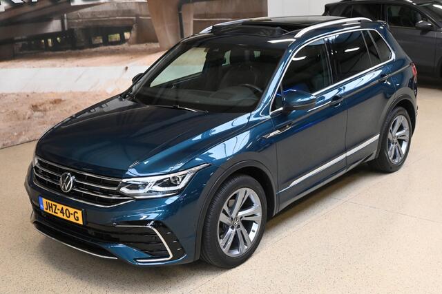 Volkswagen TIGUAN 1.5 TSI 150pk R-Line Business+ | Leder | Panoramadak | Memory | Head-up | 100% (Dealer) onderhouden label